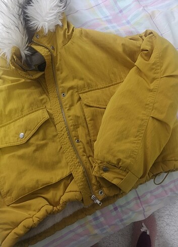 Mavi Jeans Mavi'nin sarı mont içi yünlü