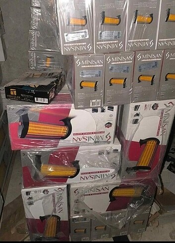 Minisan elektrikli soba masa altı ufak elektrikli soba üç gözlü.