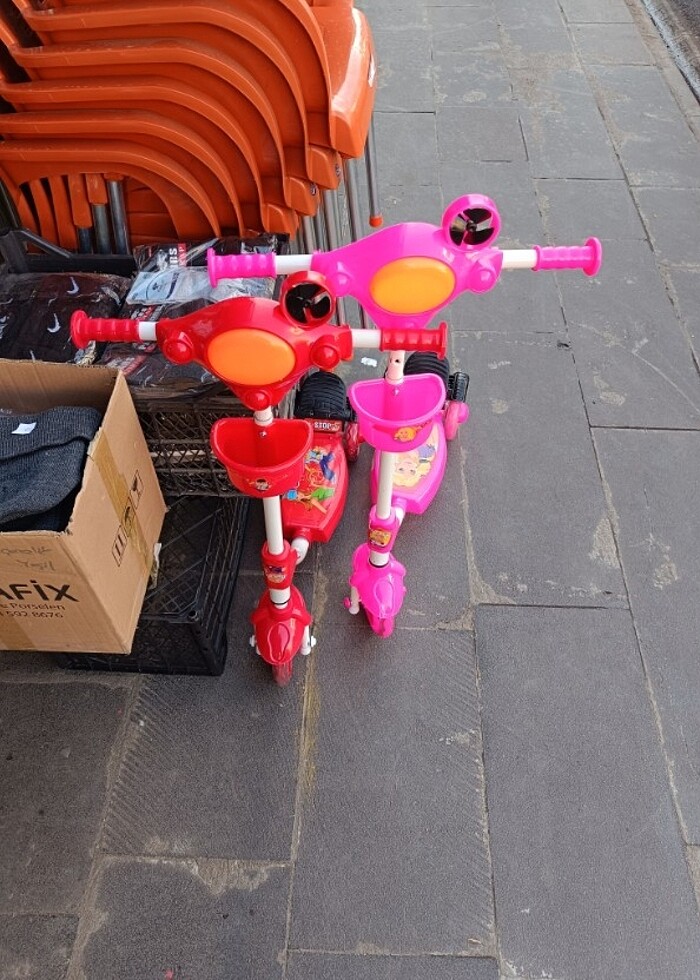 Scooter Cool Wheels 50kg Taşıma Kapasiteli Stil 3 Tekerlekli - Görsel 4