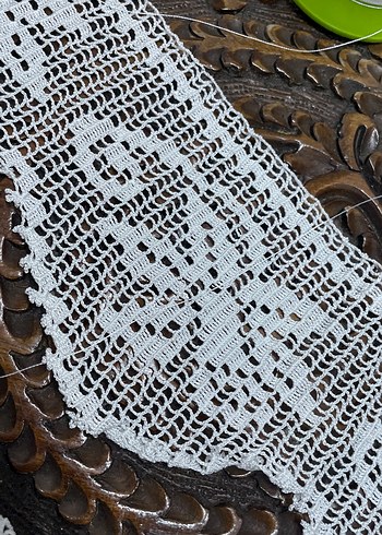 Beyaz Nakış İplikleri ve Dantel Örme - Görsel 6