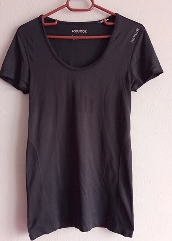 Reebok Siyah Kısa Kollu Kadın Tişört