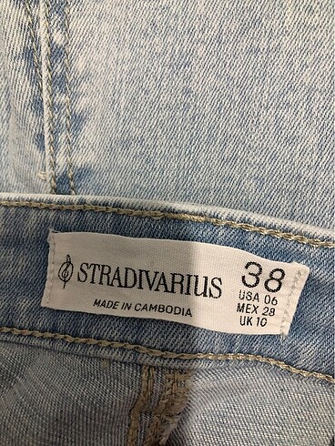 m Beden mavi Renk Stradivarius jean