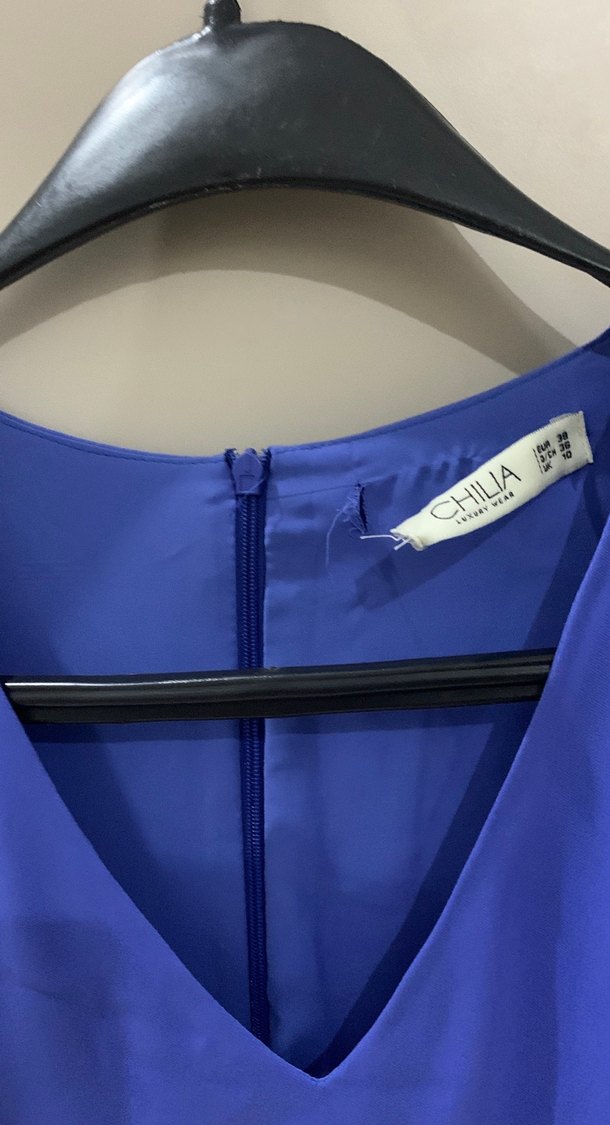 V Yakalı Mavi Kadın Şort Tulum - Görsel 3