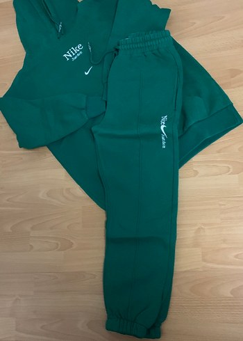 Nike Yeşil Rahat Eşofman Takımı - Görsel 4