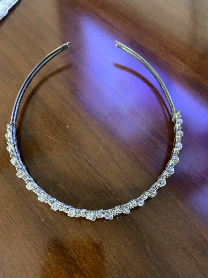 İnci ve Taşlı Metal Taç - Görsel 2