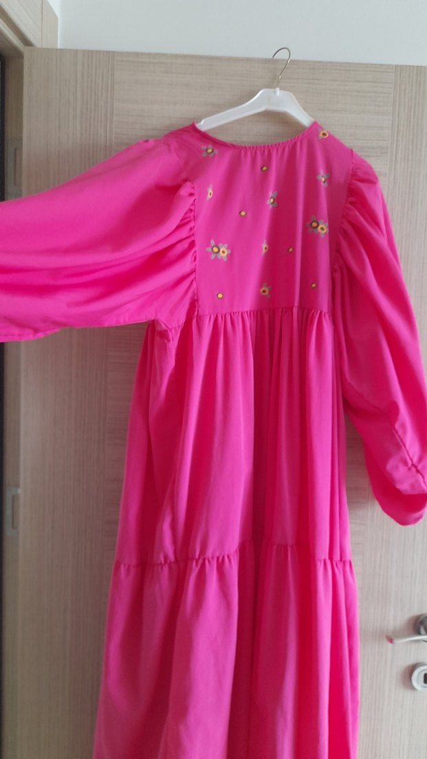 Pembe Nakışlı Uzun Bohem Elbise - Görsel 2