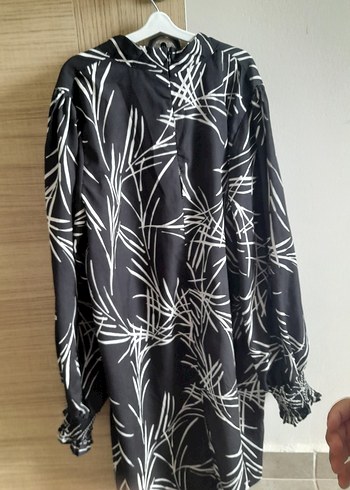 Uzun Kollu Siyah Zebra Desenli Tunik