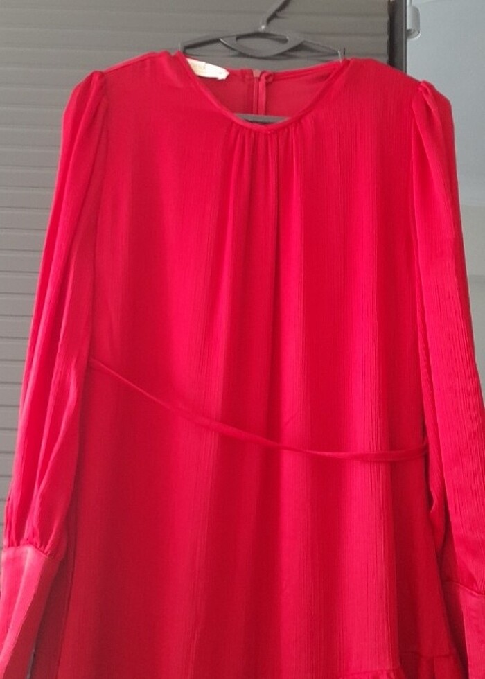 Ucu fırfırlı gece elbisesi - Görsel 5