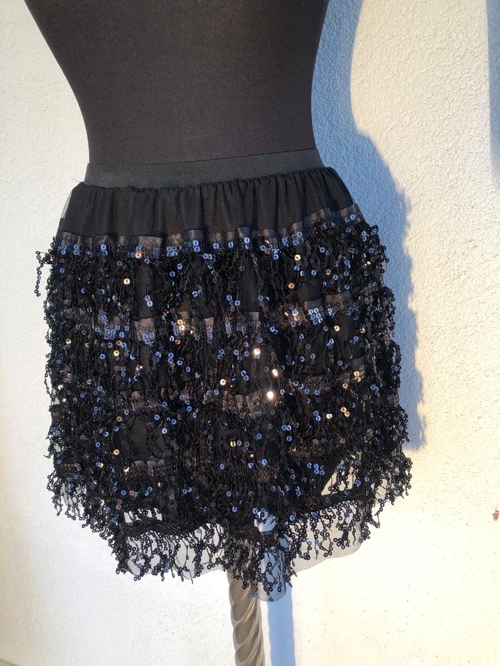 Siyah payet etek - Görsel 4