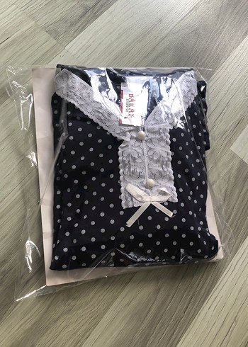 Puantiye Desenli Lacivert Gecelik - Görsel 4