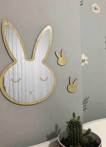 Dekoratif Ayna Çocuk Odası Tavşan Temalı
