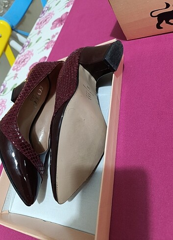 38 Beden bordo Renk BORDO TOPUKLU AYAKKABI
