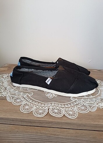 Toms ayakkabı sıfır 39 numara