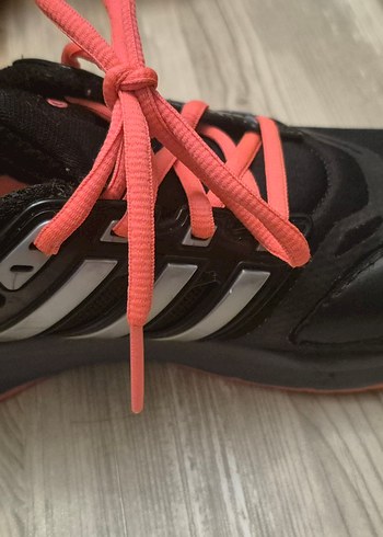 39,5 Beden pembe Renk Kadın adidas 39,5 Pembe Çizgili Elastik Spor Ayakkabı