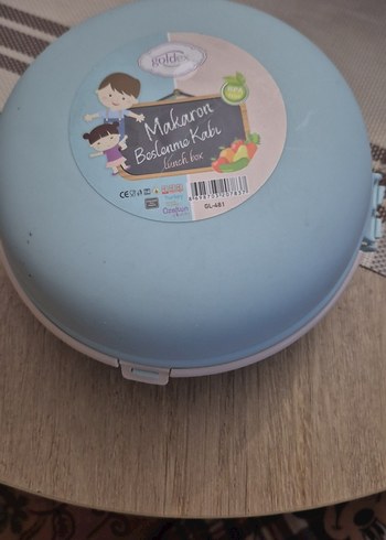 Mavi Pastel Renkli beslenme kabı