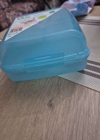 Beden Mavi Pastel Renkli Saklama Kabı