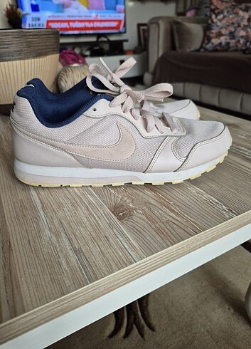 38,5 nike ayakkabı