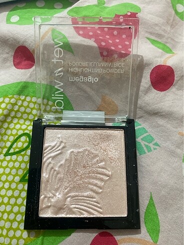 Wet n wild highlighter