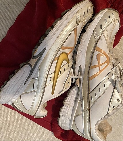Orjinal nike yürüyüş ayakkabısı beyaz