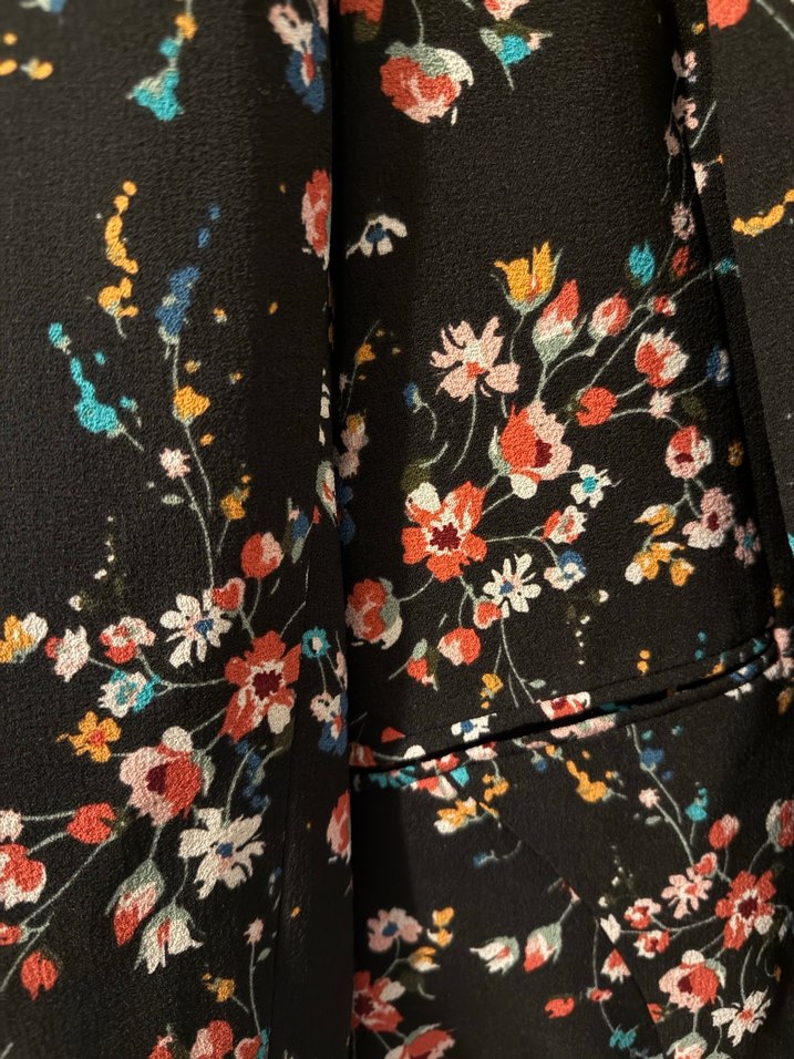 Çiçek Desenli Bershka Siyah Kadın Blazer - Görsel 4