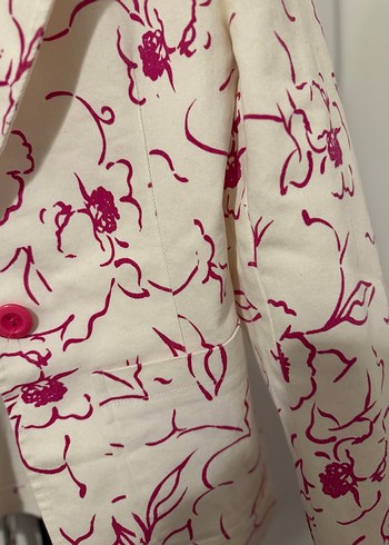 Çiçek Desenli Beyaz Kadın Blazer Ceket - Görsel 3