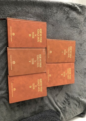 Kuran Yolu Türkçe Meal ve Tefsir Seti 5 Cilt