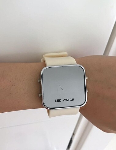 led watch saat