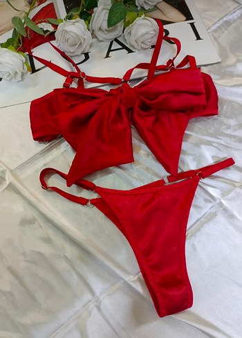 Parlak Kırmızı Fiyonk Detaylı iç çamaşır Takımı - Görsel 3