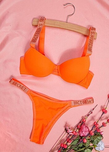 Victoria s Secret Victoria's Secret Taşlı Sütyen Takım.