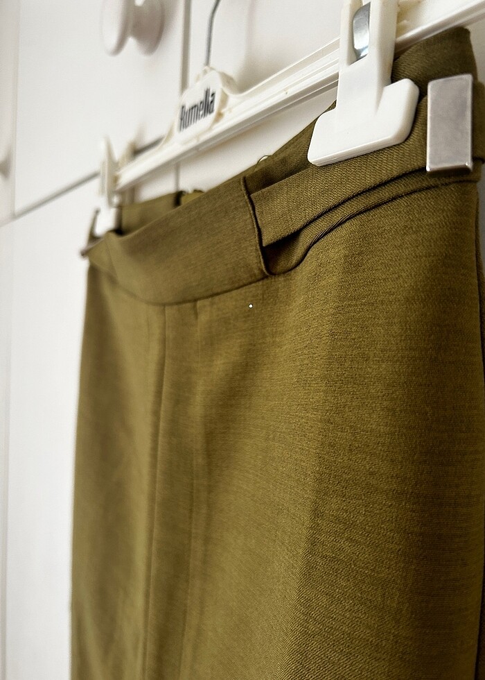 Yırtmaçlı kalem etek - Görsel 3