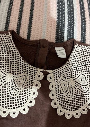 Dantel Yakalı Kahverengi Kız çocuk Takımı - Görsel 3