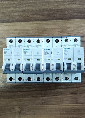 Beden Siemens 5SY52 MCB UC 2x20 Otomatikı Sigorta