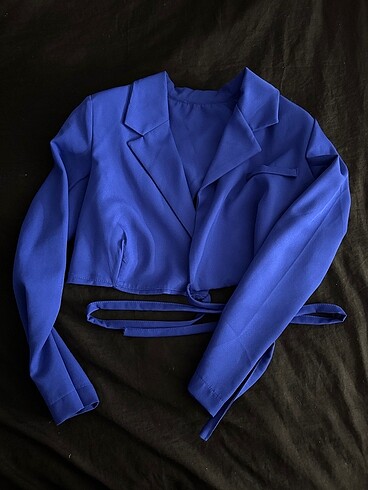 Saks mavisi crop blazer ceket