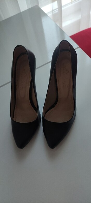 37 Beden siyah Renk Stiletto