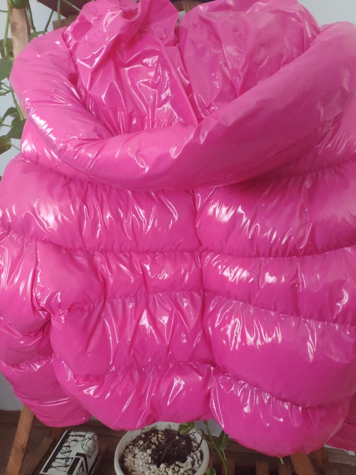 Parlak Pembe Kadın Kışlık Mont - Görsel 4