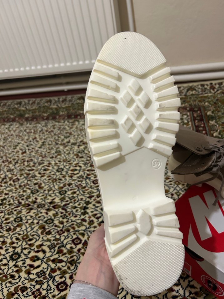 Bej Deri Bağcıklı Yüksek Topuklu Kadın Bot - Görsel 5