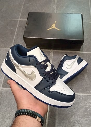 Nike Nike Air Jorden-YEDEK BAĞCIKLI..