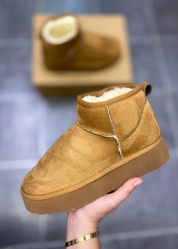 Ugg 39