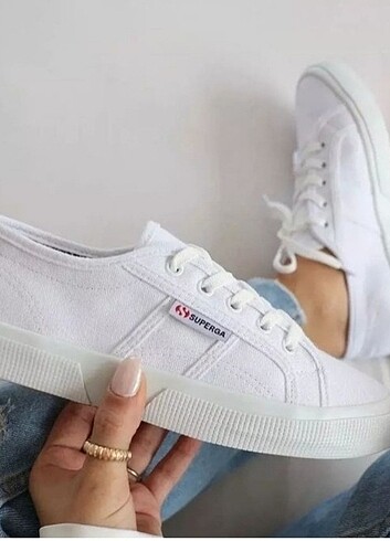 Superga-White