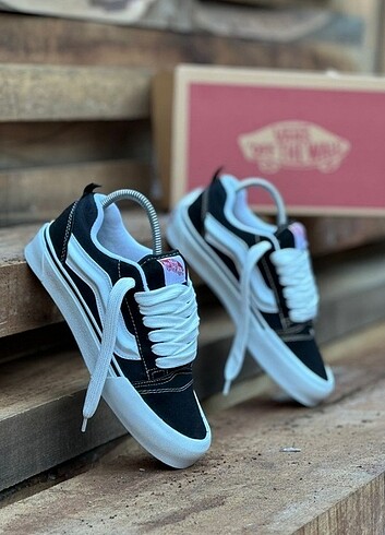 VANS KNU SKOOL-PLATFORM