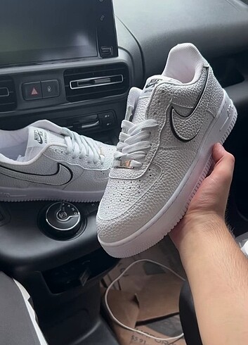 Nike Air Force 1-Fırsat Ürünü..