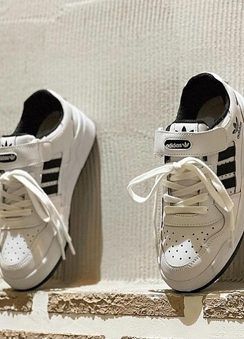 Adidas Adidas Low-Cırtlı..