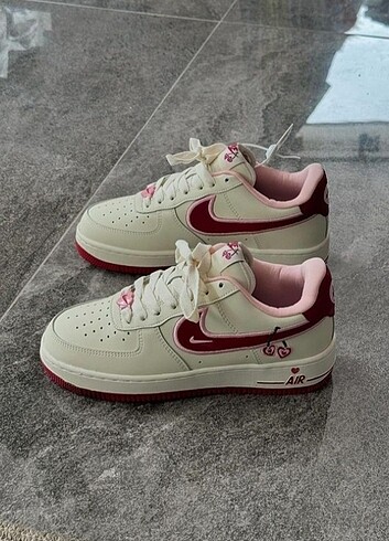 Nike Nike Air Force 1-FIRSAT ÜRÜNÜ..