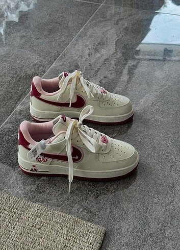 37 Beden Nike Air Force 1-FIRSAT ÜRÜNÜ..