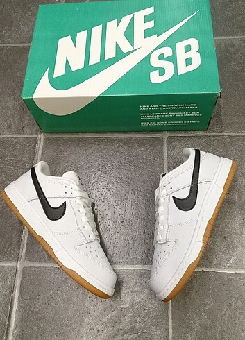 38 Beden NİKE DUNK LOW-FIRSAT ÜRÜNÜ..