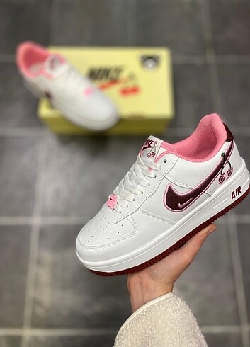 Nike Air Force 1-ÖZLENEN RENK
