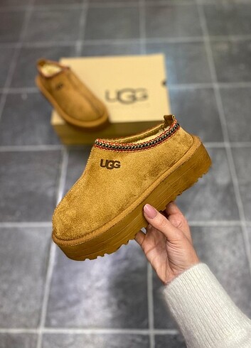 38 Beden kahverengi Renk UGG TAZZ