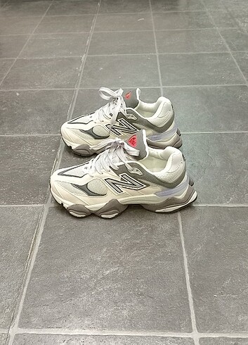 New Balance New Balance 9060..