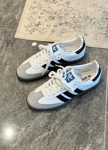 39 Beden beyaz Renk Adidas Samba-Fırsat Ürünü..