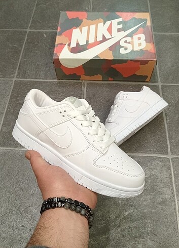 Nike Dunk Low-Fırsat Ürünü..